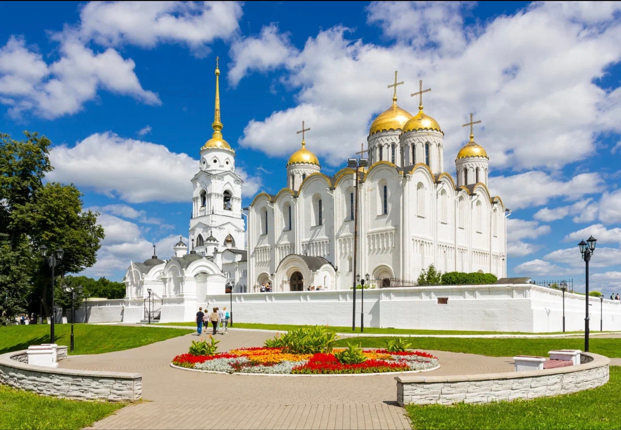 По Золотому кольцу на поезде: какое путешествие выбрать
